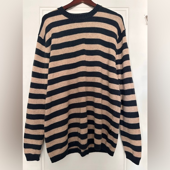 Patagonia Other - Patagonia Striped Crewneck Sweater